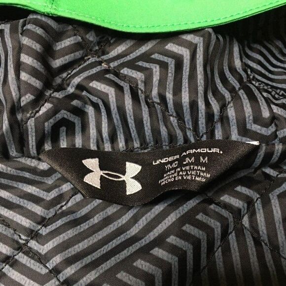 Under armour ski jacket size JM - Picture 3 of 6